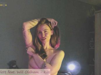Adamova_Eva — Bongacams recorded stream image, 23.08.2025 17:40