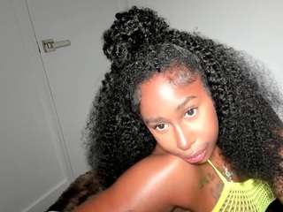 giannalove — Camsoda recorded stream image, 24.08.2025 04:40