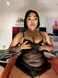 sexyTHANDO — Stripchat recorded stream screenshot (24 Aug 2025)
