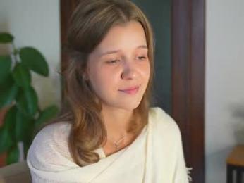 eli_sun — Chaturbate recorded stream image, 25.08.2025 08:30