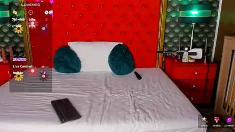 VallerieJones — Stripchat recorded stream image, 26.08.2025 02:30