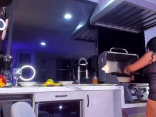 salommecruz — Camsoda recorded stream image, 26.08.2025 01:20