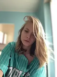 AnastasiaAniess — Stripchat recorded stream screenshot (14 Feb 2025)