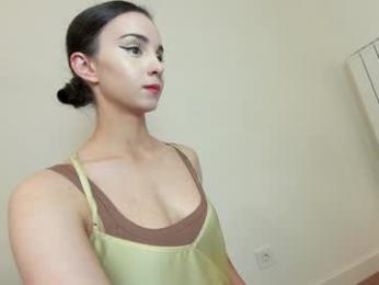 ehotlovea — Chaturbate recorded stream screenshot (26 Aug 2025)