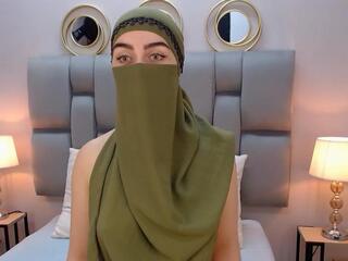 Aliah Manzur — Flirt4free recorded stream screenshot (27 Aug 2025)