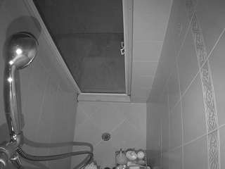 voyeurcam-baileybase-shower — Camsoda recorded stream image, 24.08.2025 21:00
