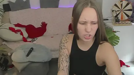 HotCaramellsTV — Stripchat recorded stream image, 28.08.2025 09:00