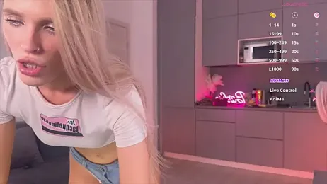 mikkixmeow — Stripchat recorded stream image, 28.08.2025 11:50
