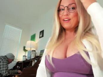 realtoxxxmaria — Chaturbate recorded stream image, 31.08.2025 01:10