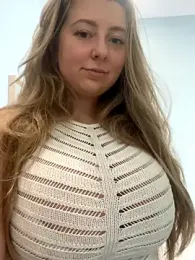 curvyflawless — Stripchat recorded stream screenshot (02 Sep 2025)