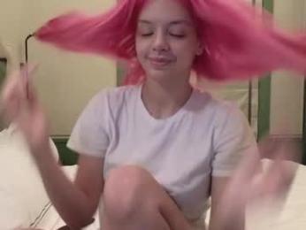 lesi_moonie — Chaturbate recorded stream image, 15.02.2025 03:10
