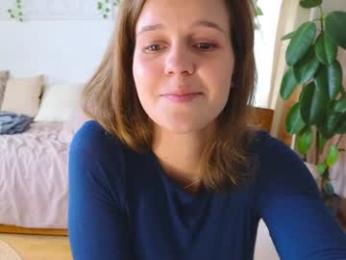 eli_sun — Chaturbate recorded stream image, 04.09.2025 08:50