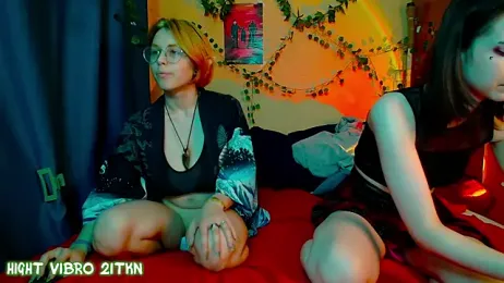 TrickyKitsune — Stripchat recorded stream image, 04.09.2025 10:40