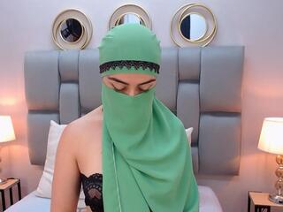 Aliah Manzur — Flirt4free recorded stream screenshot (04 Sep 2025)