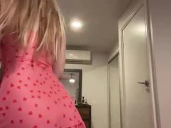 kittengirlxo — Chaturbate recorded stream image, 05.09.2025 03:20