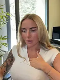 EmaSalis — Stripchat recorded stream screenshot (09 Sep 2025)