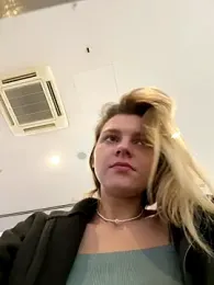 ValenciaShock — Stripchat recorded stream image, 10.09.2025 07:20