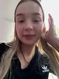 Baby_Tiny — Stripchat recorded stream image, 10.09.2025 11:30