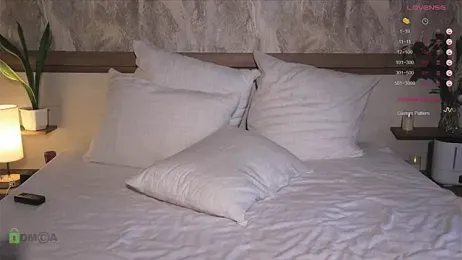 Hit-girl- — Stripchat recorded stream image, 11.09.2025 10:00