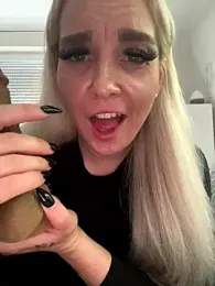 MIA-XXX — Stripchat recorded stream screenshot (11 Sep 2025)