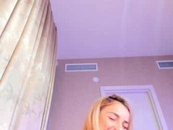 islandladies — Chaturbate recorded stream image, 13.09.2025 04:50