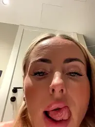 EmaSalis — Stripchat recorded stream screenshot (16 Sep 2025)