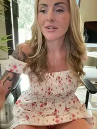 EmaSalis — Stripchat recorded stream screenshot (16 Sep 2025)