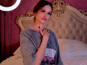 Enchantressss — Bongacams recorded stream image, 16.09.2025 08:20