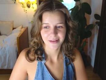 eli_sun — Chaturbate recorded stream image, 16.09.2025 08:40