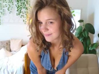 eli_sun — Chaturbate recorded stream image, 16.09.2025 08:40