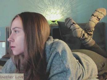 Adamova_Eva — Bongacams recorded stream image, 17.09.2025 18:40