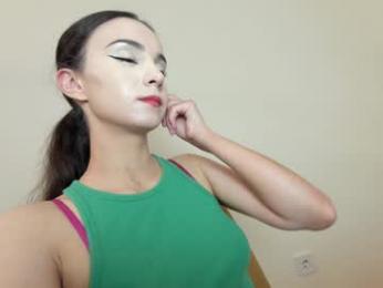 ehotlovea — Chaturbate recorded stream screenshot (17 Sep 2025)