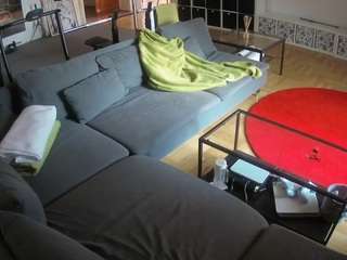 voyeurcam-julmodels-living-3 — Camsoda recorded stream image, 17.09.2025 18:00