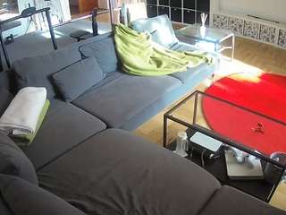 voyeurcam-julmodels-living-3 — Camsoda recorded stream image, 17.09.2025 18:00