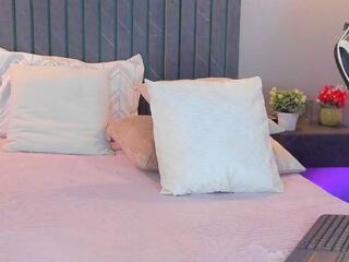 Sara Laurent — Flirt4free recorded stream image, 20.09.2025 13:30