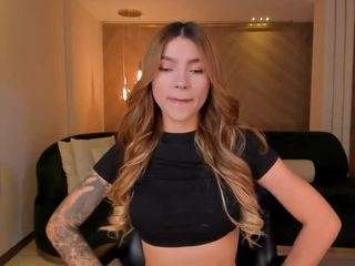 meganwest — Camsoda recorded stream image, 20.09.2025 12:50