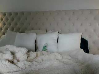 giannalove — Camsoda recorded stream image, 21.09.2025 09:00