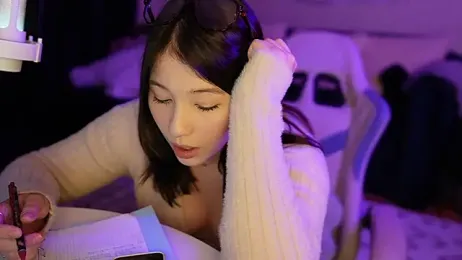 Traharaa — Stripchat recorded stream image, 21.09.2025 17:20