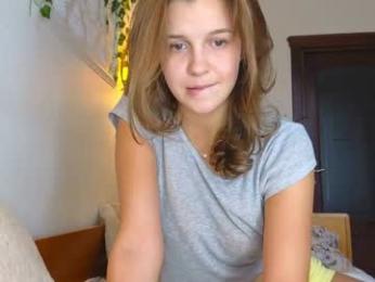 eli_sun — Chaturbate recorded stream image, 22.09.2025 09:00