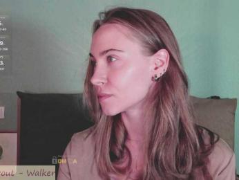 Adamova_Eva — Bongacams recorded stream image, 24.09.2025 18:20