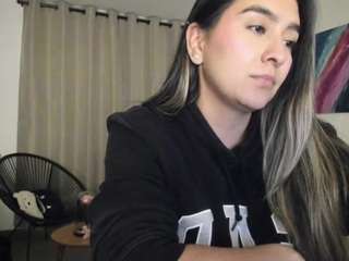 alexyferrer — Camsoda recorded stream image, 25.09.2025 23:10