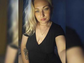 Tanysha-1 — Bongacams recorded stream image, 26.09.2025 04:10