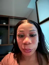 Belle___ — Stripchat recorded stream image, 26.09.2025 14:10