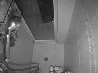voyeurcam-baileybase-shower — Camsoda recorded stream image, 24.09.2025 23:10