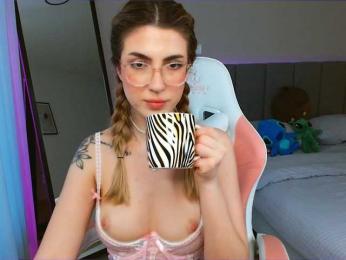 Miss-Tory — Bongacams recorded stream image, 18.02.2025 03:20