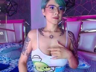 annieswan — Camsoda recorded stream image, 27.09.2025 11:00
