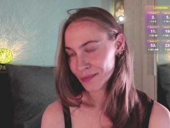Adamova_Eva — Bongacams recorded stream image, 27.09.2025 18:30