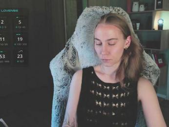 Adamova_Eva — Bongacams recorded stream image, 27.09.2025 18:30