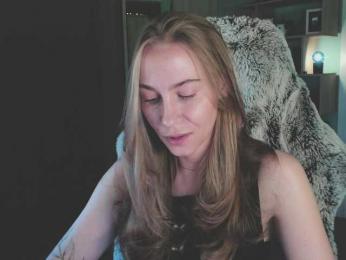 Adamova_Eva — Bongacams recorded stream image, 27.09.2025 18:30