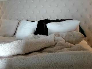 giannalove — Camsoda recorded stream image, 28.09.2025 08:30